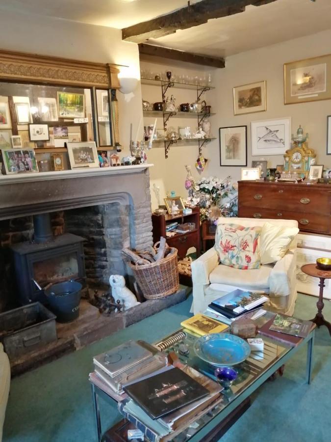 The Old Rectory Bed & Breakfast Abergavenny Buitenkant foto